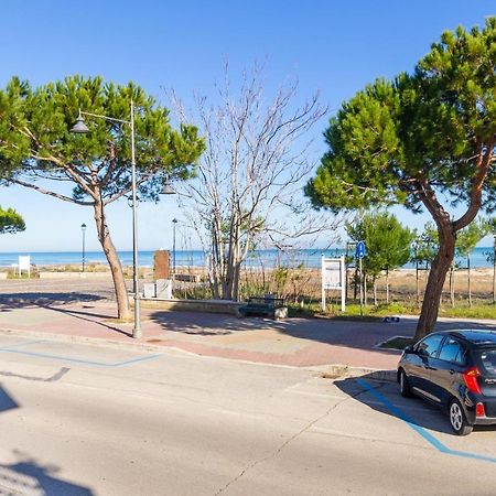 Casa Del Bello - Appartamento Di Fronte Al Mare A Silvi 锡尔维玛丽娜 外观 照片